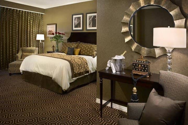 Room 13 of 85