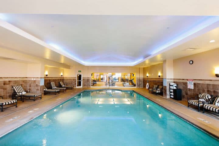 Pool 33 of 85